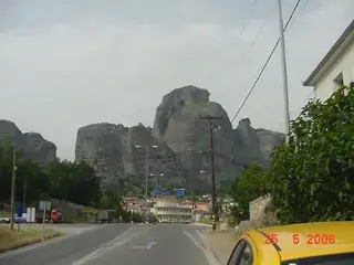 Road into Meteora 1